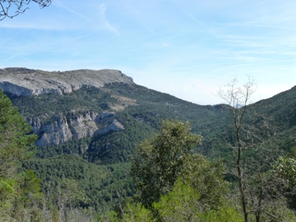 14. La Mola de Colldejou (100 Cims) en ruta circular des de l’estació de&nbsp;Marçà-Falset