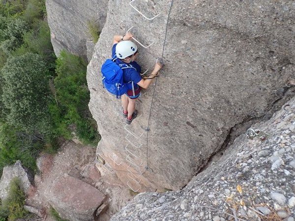 194. VF i turó de l’Escletxa (100 Cims) des de l’estació de Castellbell i el Vilar-Monistrol&nbsp;(Rodalies)
